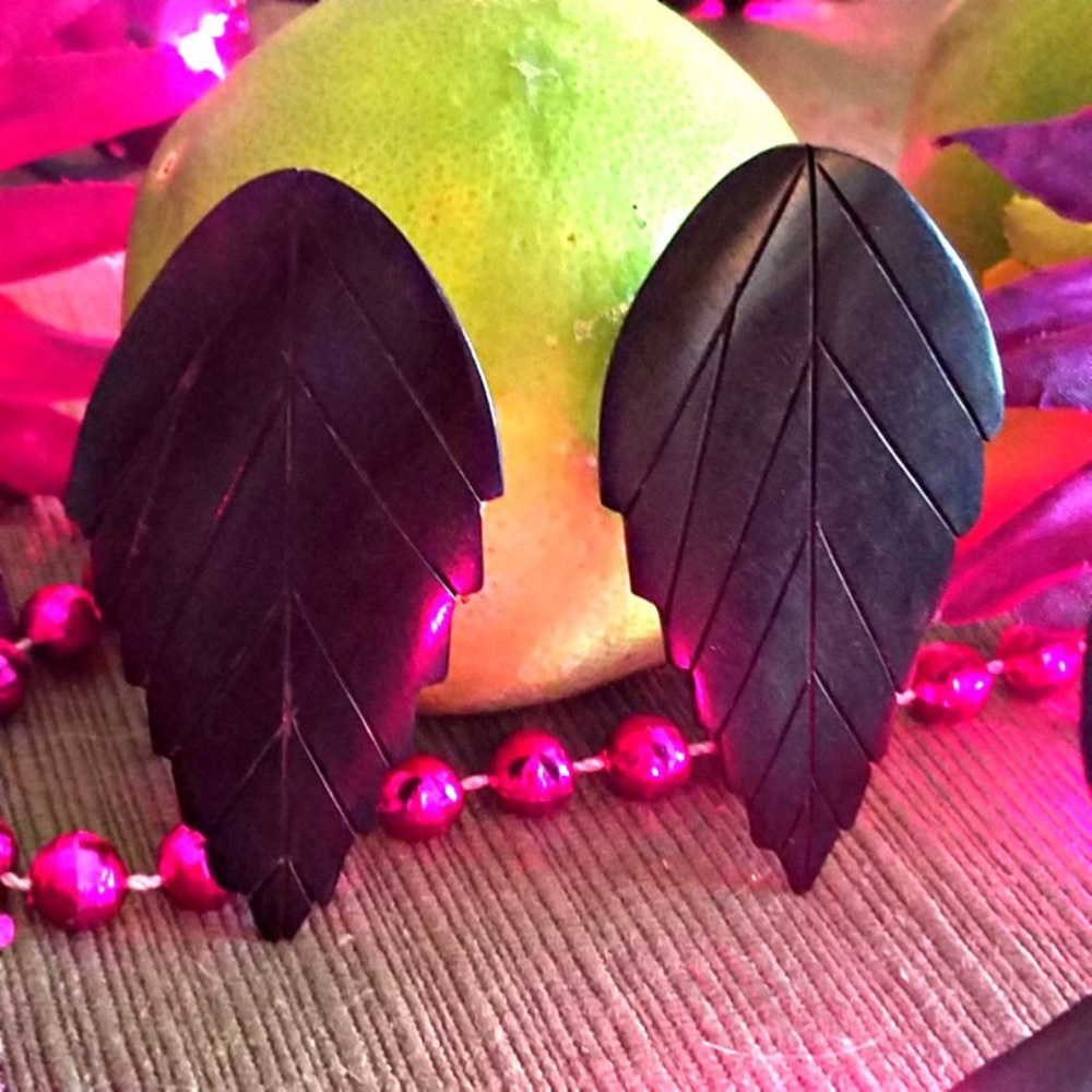 Vintage Bakelite black carved earrings